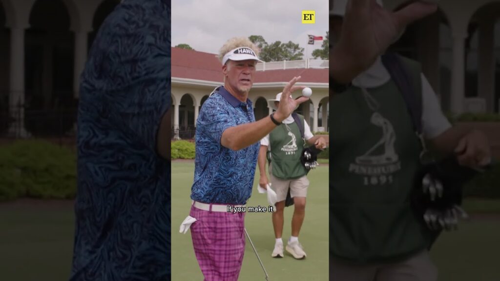 Lonnie 'The Hawk' Hawkins is showing us his famous putt and yes, it was a hole in one. 🫣⛳