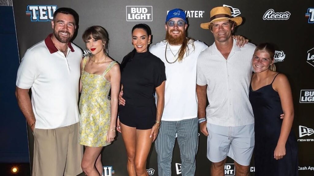 Taylor Swift attends Tight End University with Travis Kelce Taylor Swift attends Tight End University with Travis Kelce