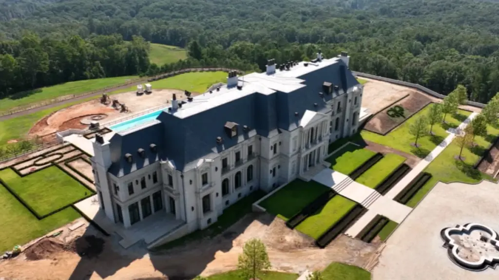 Tyler Perry owns a jaw-dropping $100M luxury mansion on 2,100 acres that even includes his own private airport