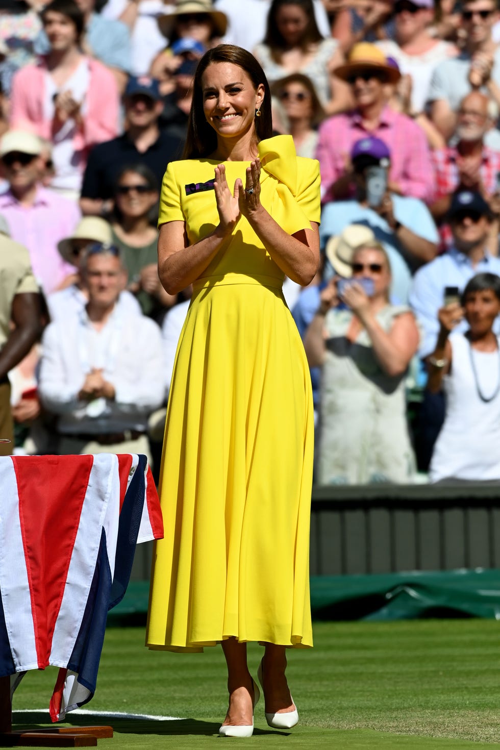 Kate Middleton wearing the yellow dress at Wimbledon on July 9, 2022.