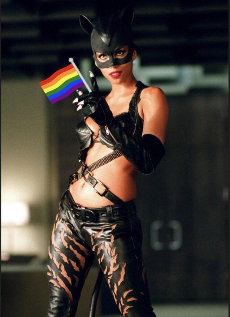 Halle Berry: “happy pride 💋”