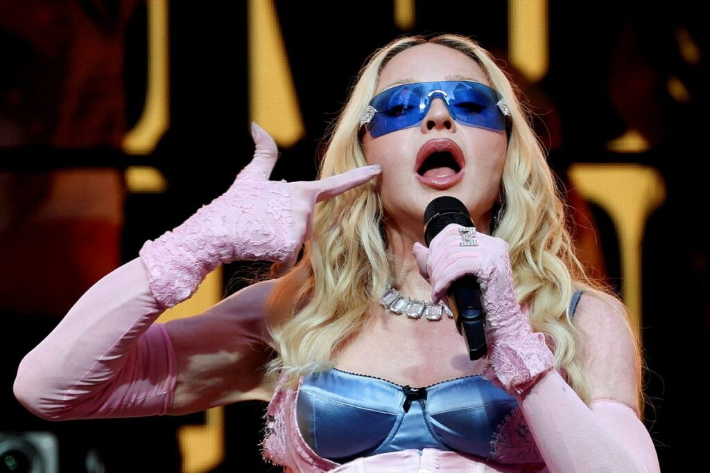 Madonna takes over Times Square for surprise Pride concert Madonna takes over Times Square for surprise Pride concert