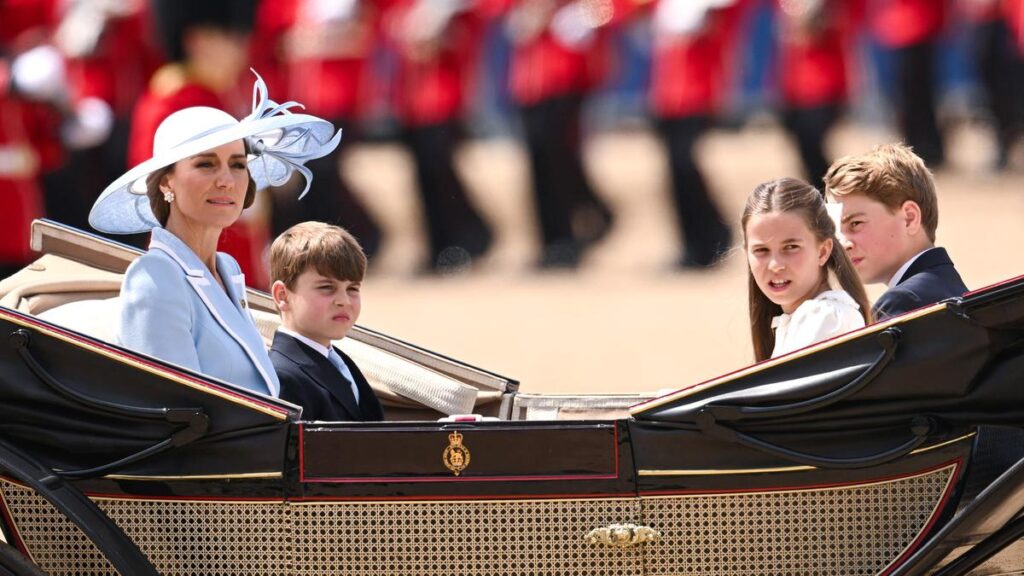 Princess of Wales stares down anti-monarchy protesters who booed royal family at Trooping the Colour Princess of Wales stares down anti-monarchy protesters who booed royal family at Trooping the Colour