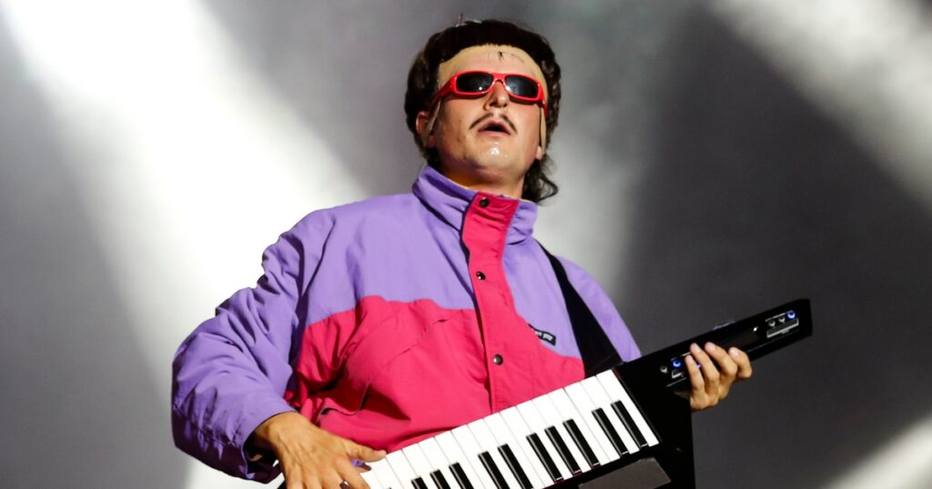 What we know about fatal Brazil helicopter crash; singer Oliver Tree among 6 passengers What we know about fatal Brazil helicopter crash; singer Oliver Tree among 6 passengers