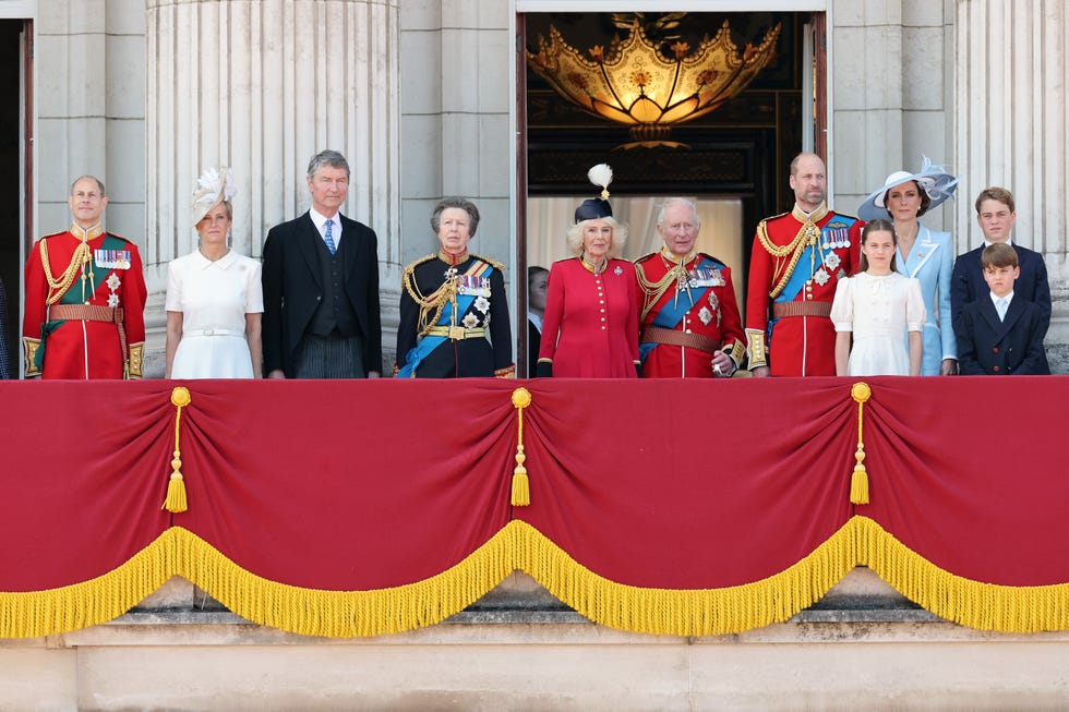 london, england june 13: (l r) prince edward, duke of edinburgh, sophie, duchess of edinburgh, vice admiral sir timothy laurence, princess anne, princess royal, queen camilla, king charles iii, prince william, prince of wales, catherine, princess of wales, princess charlotte of wales, prince george of wales and prince louis of wales watch an raf flypast from the balcony of buckingham palace during trooping the colour on june 13, 2026 in london, england. trooping the colour is a ceremonial parade celebrating the official birthday of the british monarch. the event features over 1400 soldiers of the household division and kings troop royal horse artillery, including over 400 musicians from the massed bands. (photo by chris jackson/getty images)