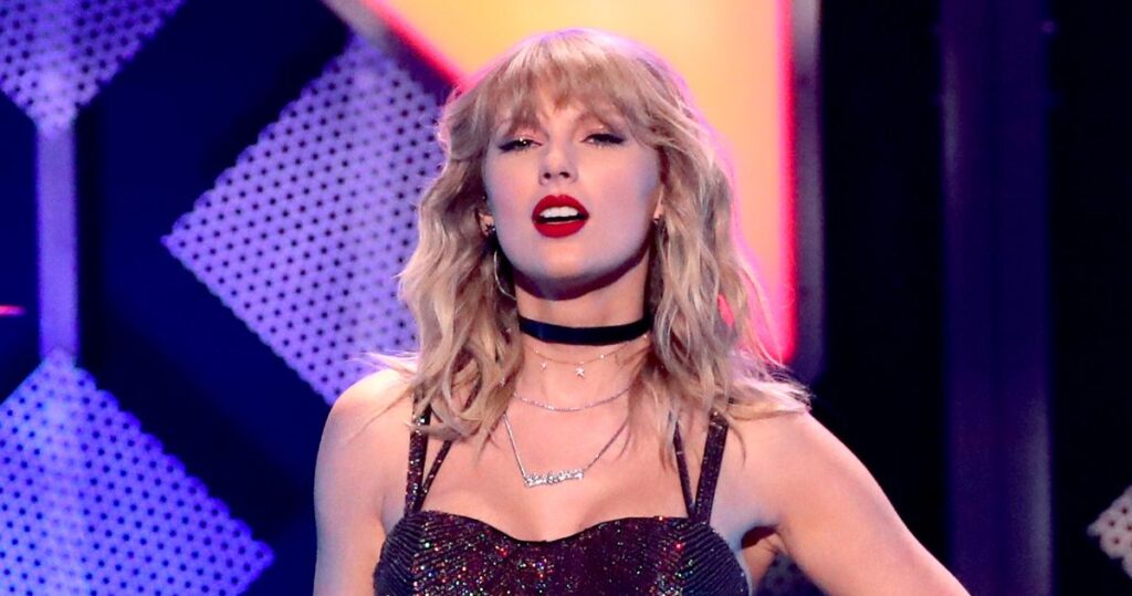 Are Taylor Swift & Travis Kelce Getting Married at MSG? Are Taylor Swift & Travis Kelce Getting Married at MSG?