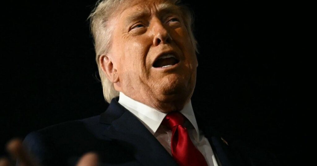 Trump Responds To Being Booed By Knicks Fans In The Most Trump Way Possible : “I think mostly cheers,” he told reporters after the game. “It was loud, and it was very enthusiastic.”