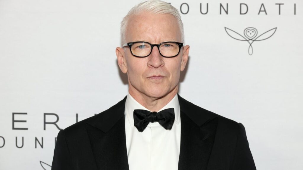 Actor Says Anderson Cooper Fling Inspired ‘Girls’ Storyline Actor Says Anderson Cooper Fling Inspired ‘Girls’ Storyline