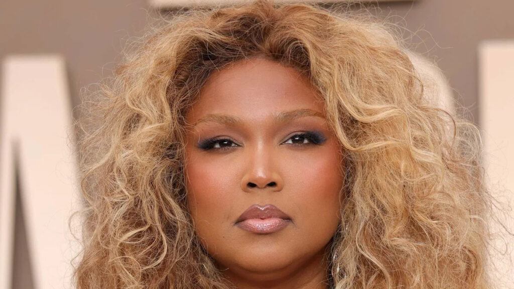 Lizzo debuts dramatic weight loss transformation in jaw-dropping BET Awards appearance