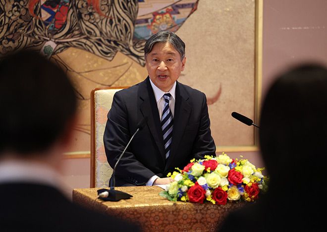 Emperor hopes public will back Diet proposal on imperial family Photo/Illutration