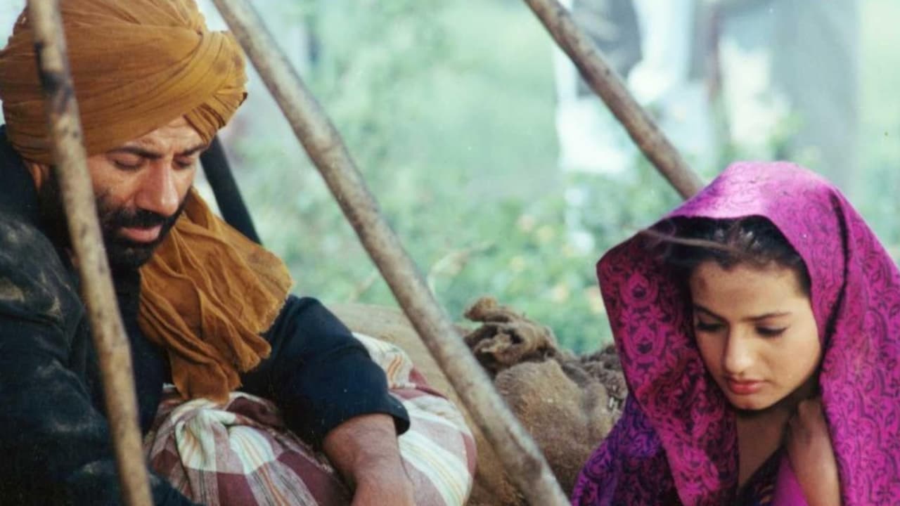 Ameesha Patel and Sunny Deol in Gadar. Ameesha Patel and Sunny Deol in Gadar.
