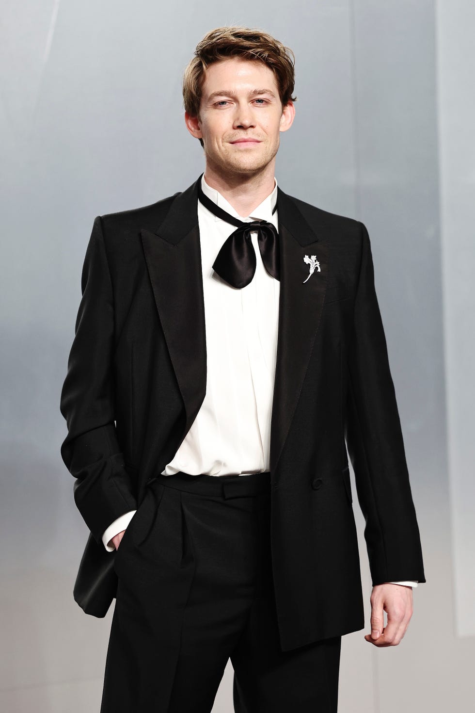 los angeles, california march 15 joe alwyn attends the 2026 vanity fair oscar party hosted by mark guiducci at los angeles county museum of art on march 15, 2026 in los angeles, california photo by jamie mccarthywireimage