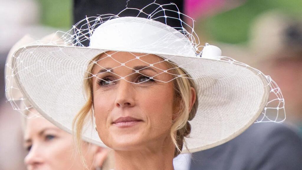 Newlywed Harriet Phillips wows in mesmerising bridal white for final day of Royal Ascot