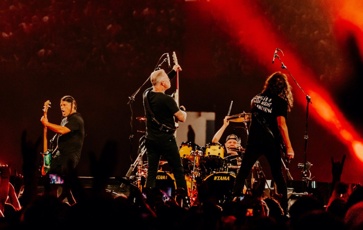 Metallica donate £20,000 to Cardiff foodbank with "empty shelves" after sell-out gig