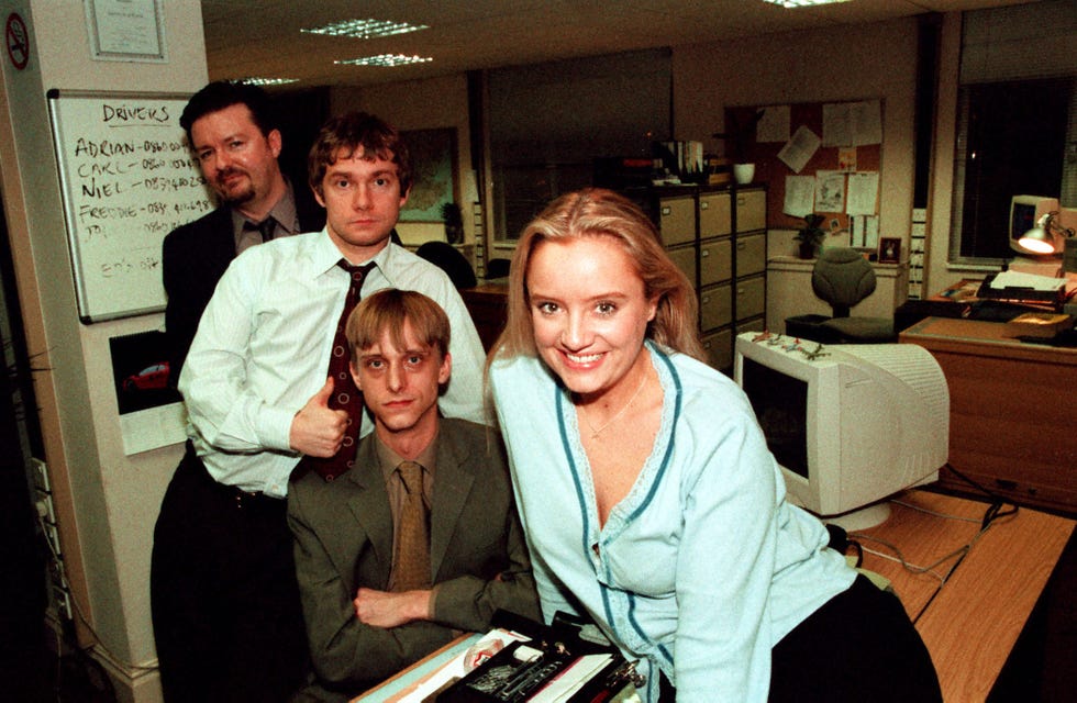 ricky gervais, martin freeman, mackenzie crook, lucy davis, the office season 1