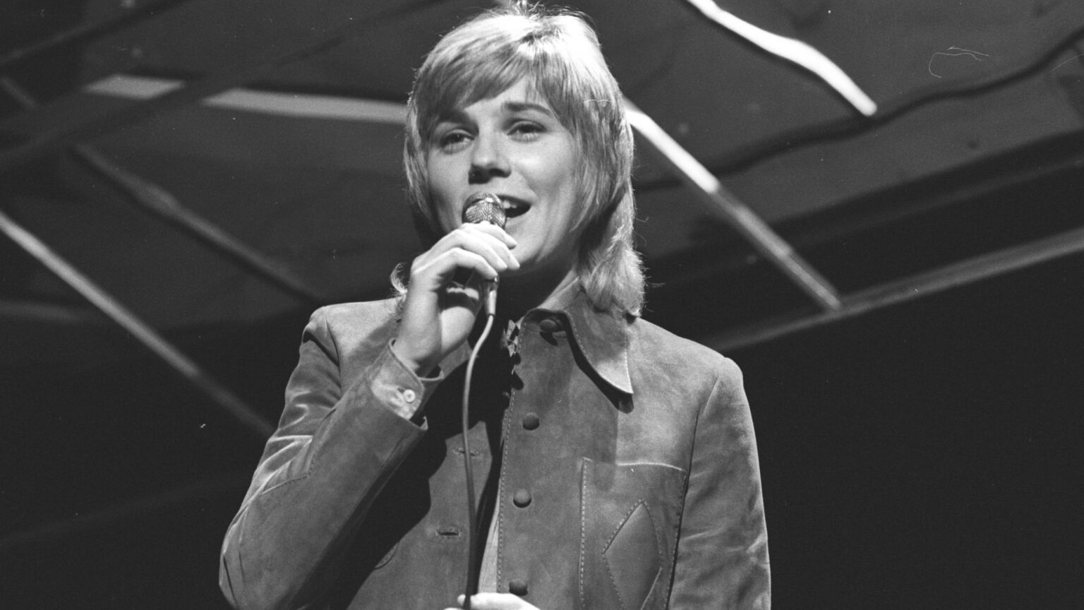 Born 81 Years Ago Today in Nova Scotia, the First Canadian Solo Female Artist To Reach No. 1 in the US Born 81 Years Ago Today in Nova Scotia, the First Canadian Solo Female Artist To Reach No. 1 in the US