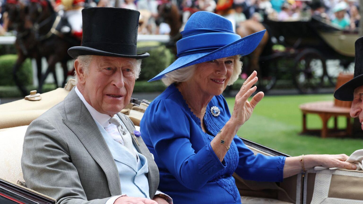 King to become first British monarch to share personal tax information