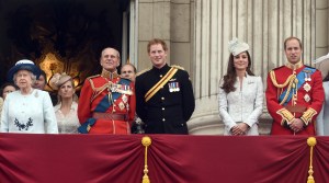 LONDON, UNITED KINGDOM - JUNE 14: (L-R) Queen Elizabeth ll, Sophie, Countess of Wessex, Prince Philip, Duke of Edinburgh, Prince Harry, Catherine, Duchess of Cambridge and Prince William, Duke of Cambridge stand on the balcony of Buckingham Palace following the Trooping the Colour ceremony on June 14, 2014 in London, England. (Photo by Anwar Hussein/WireImage)