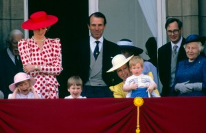LONDON, UNITED KINGDOM - JUNE 14: (l To R) Zara Phillips, Princess Diana, Prince William, Captain Mark Phillips, Princess Anne Holding Prince Harry,the Duke Of Gloucester On The Balcony Of Buckingham Palace After Trooping The Colour (Photo by Tim Graham Photo Library via Getty Images)