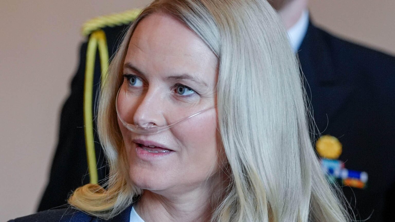 The Norwegian crown princess got received new lungs with a fighter jet escort