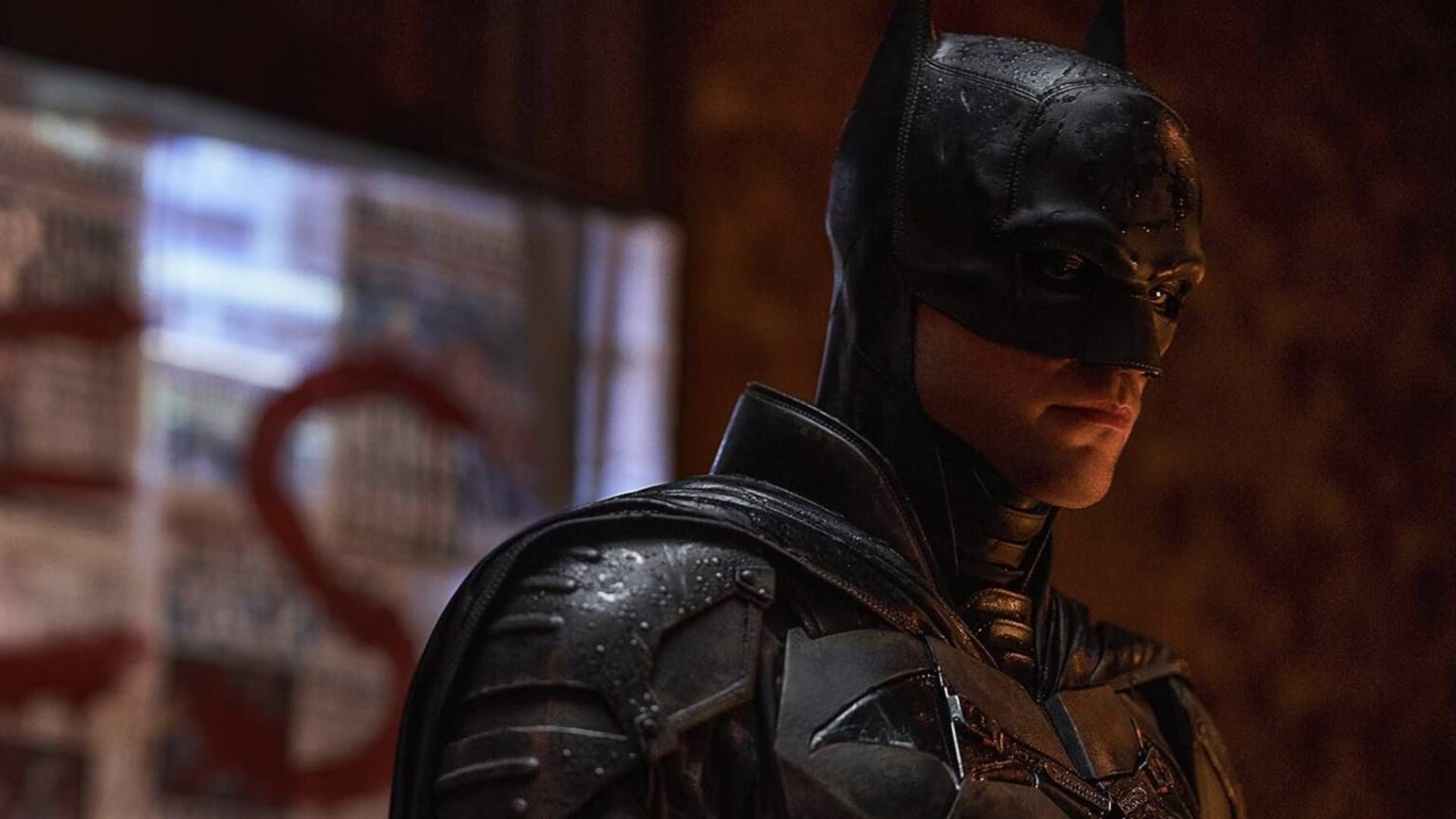 The Batman 2 cryptic behind-the-scenes image may have confirmed the sequel’s villains Robert Pattinson in The Batman