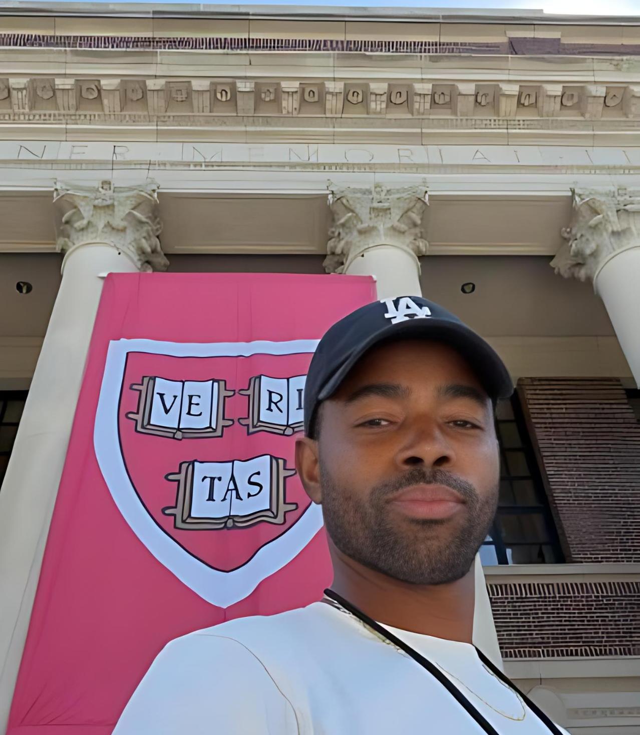 Jay Ellis - Instagram
