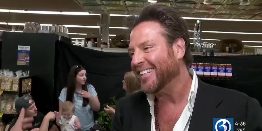 Celebrity chef Scott Conant returns to Watertown for cookbook signing