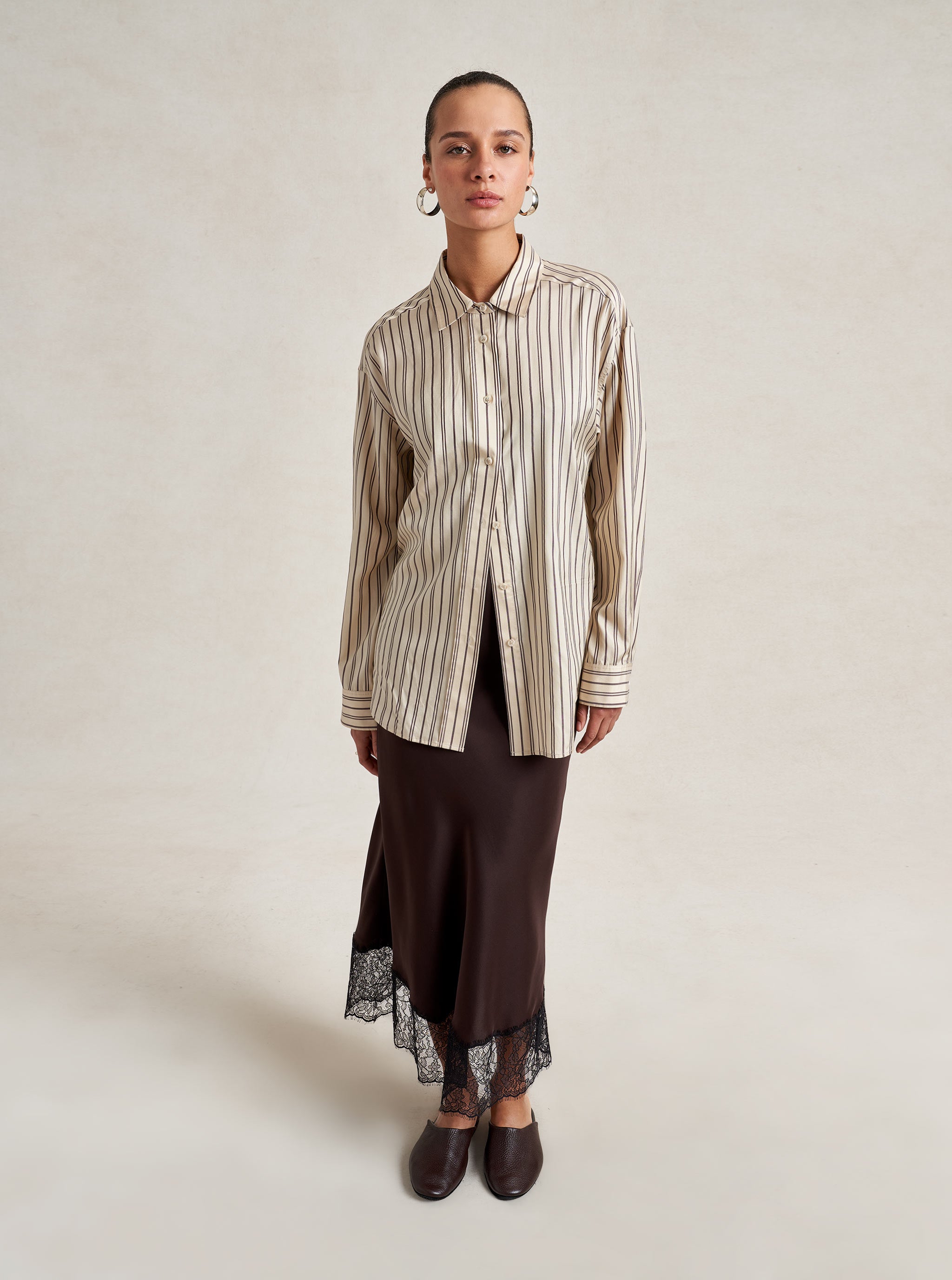 The Perfect Silk Shirt Xxs in Ecru/brown