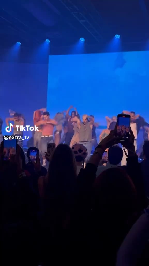 Jennifer Lopez surprise performance of “On the Floor" at Prime Video's Obsessed Fest after the ‘Off Campus’ panel