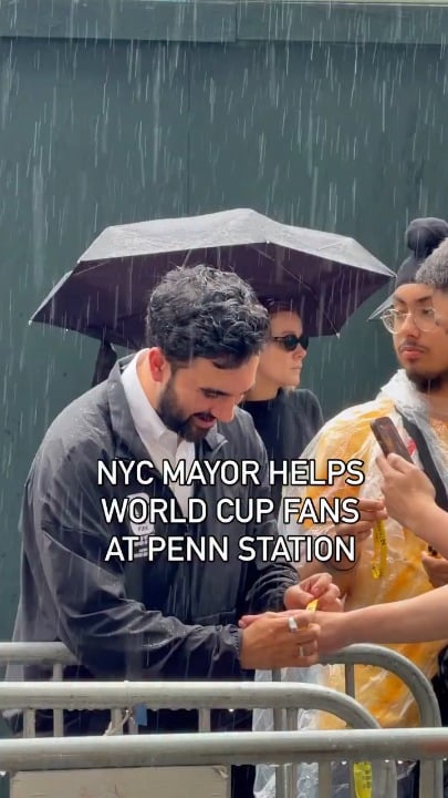 New York City Mayor Zohran Mamdani greeted Panama vs. England fans, helped with wristbands, and joined volunteers guiding matchgoers toward NJ Transit before they headed to MetLife Stadium.