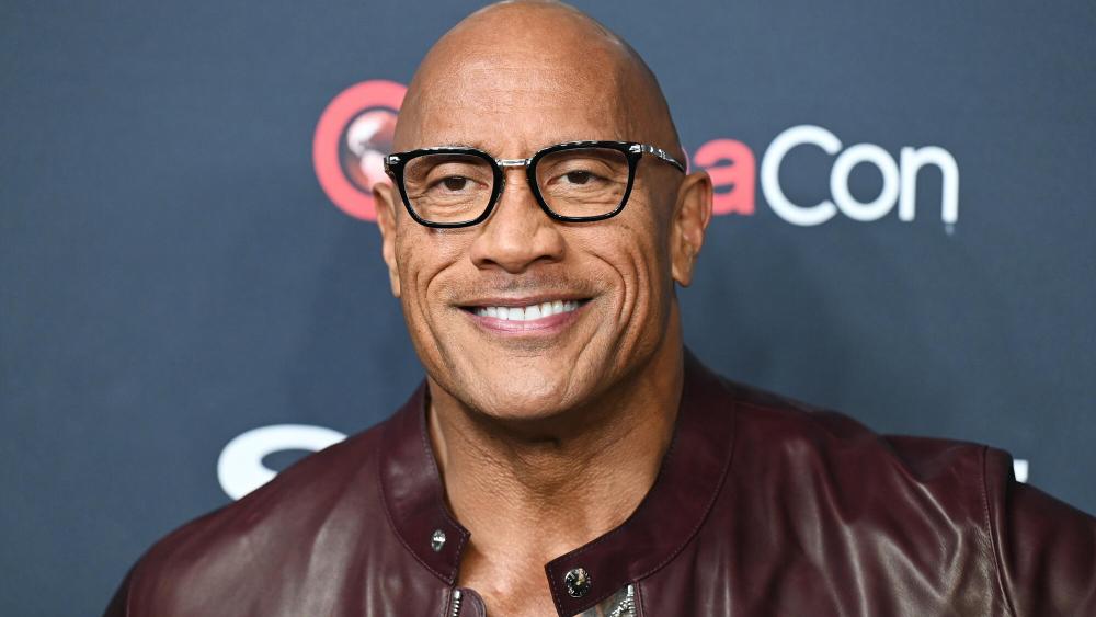 Dwayne Johnson on Cancer Scare, Not Talking Politics and Oscar Snub Dwayne Johnson on Cancer Scare, Not Talking Politics and Oscar Snub