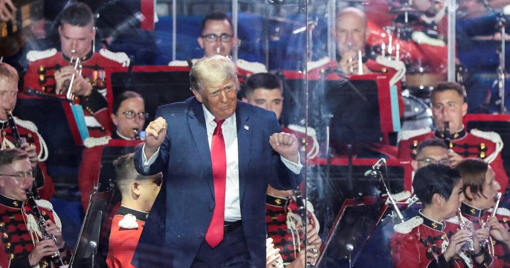 Fox News Accidentally Proves Trump State Fair Is a Disaster | Broadcasting live from a deserted, rain-soaked National Mall, Fox News Sunday inadvertently revealed that President Donald Trump’s “Great American State Fair” was not doing so great.