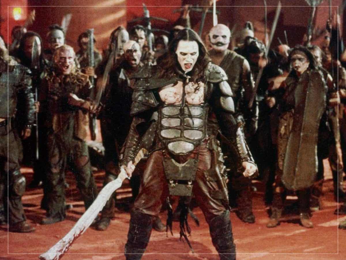 The jail breach – ‘Ghosts of Mars’ (John Carpenter, 2001)