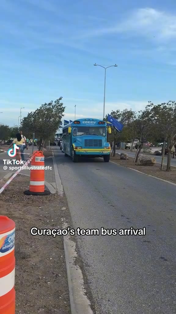 The smallest nation to ever make the World Cup has arrived. Curacao rolled up to Florida Atlantic University in Boca Raton in their blue, windowless bus, with music playing and the players singing.