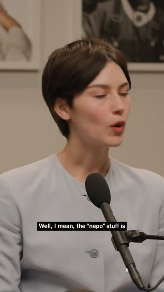 Gracie Abrams acknowledges the privilege she had to pursue music as a nepo baby & addresses the constant online hate: “I have a suspicion that people who either enjoy or just spend their time that way on the internet, the likelihood of them not getting support elsewhere is quite high.”