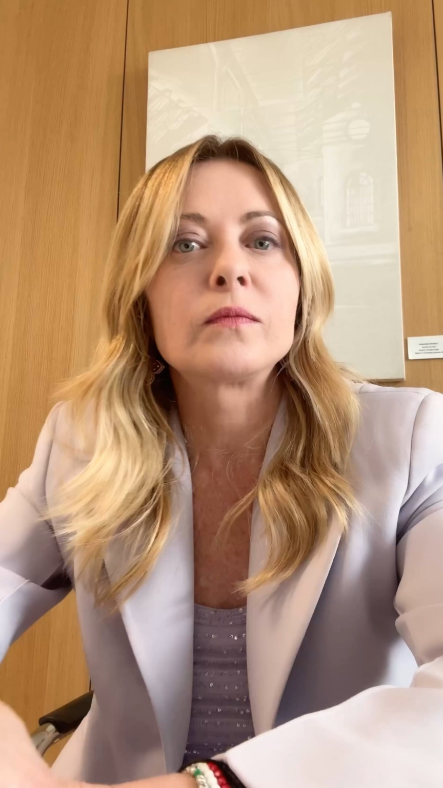 Italy PM Giorgia Meloni hits back at Trump after he claimed that she begged him for a photo: "Italy and I Never Beg"