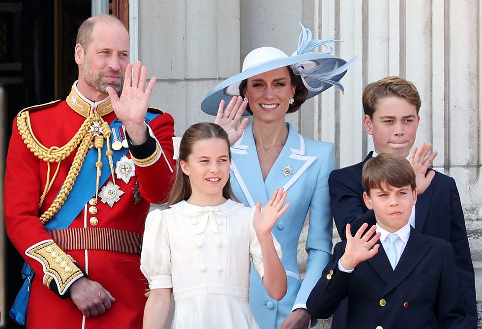 london, england june 13: (l r) prince william, prince of wales, princess charlotte of wales, catherine, princess of wales, prince george of wales and prince louis of wales wave from the balcony of buckingham palace during trooping the colour on june 13, 2026 in london, england. trooping the colour is a ceremonial parade celebrating the official birthday of the british monarch. the event features over 1400 soldiers of the household division and kings troop royal horse artillery, including over 400 musicians from the massed bands. (photo by chris jackson/getty images)