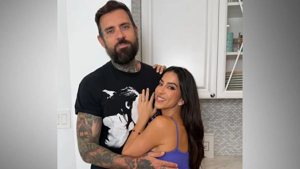 Lena the Plug Insists Mystery Man Faked Divorce Filing From Adam22, Declares ‘I Love My Husband’ Lena the Plug Insists Mystery Man Faked Divorce Filing From Adam22, Declares ‘I Love My Husband’