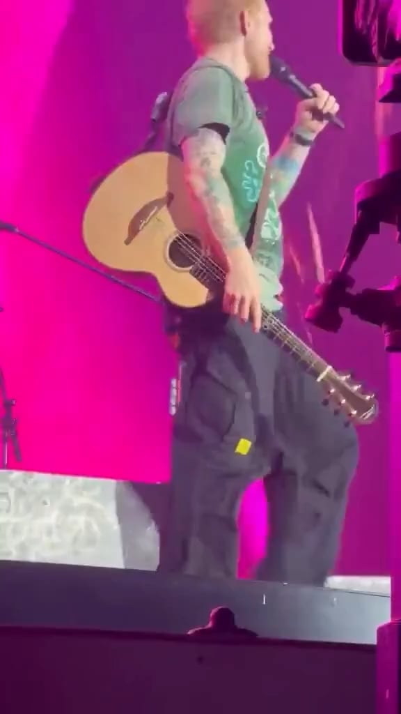 Ed Sheeran announces he will be taking a break after his tour: “This is gonna be my last time here in a while. I might take some time off once this tour has ended and sort of do the dad thing so if I don’t see you for a while, I love you, thank you for coming.”