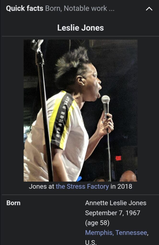 Leslie Jones' bizarre Wikipedia photo