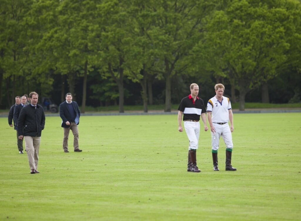 Prince William’s Children Are ‘Undoubtedly Aware’ Of Harry Rift, And Know Not To Ask About It