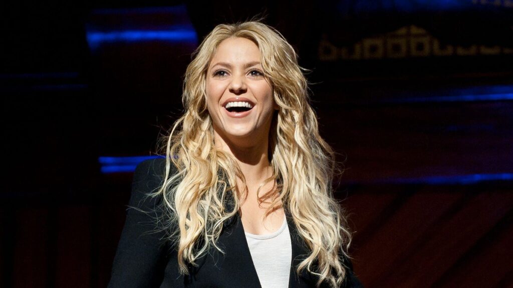 Shakira might enroll in college to fulfill her lifelong dream