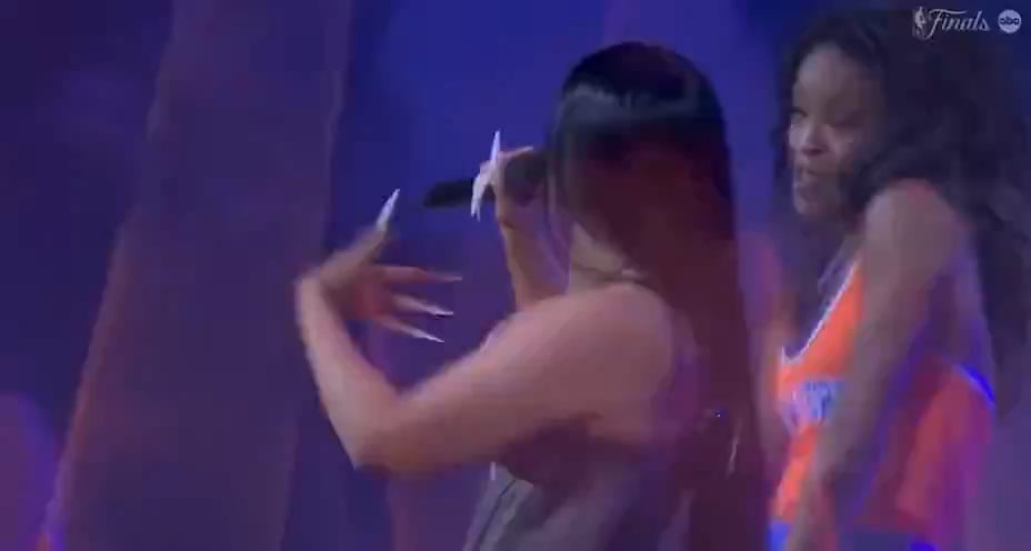 Charles Barkley watching Cardi B's halftime performance: “I don't know if those are B’s. They might be Cardi D’s...She should change her name.”