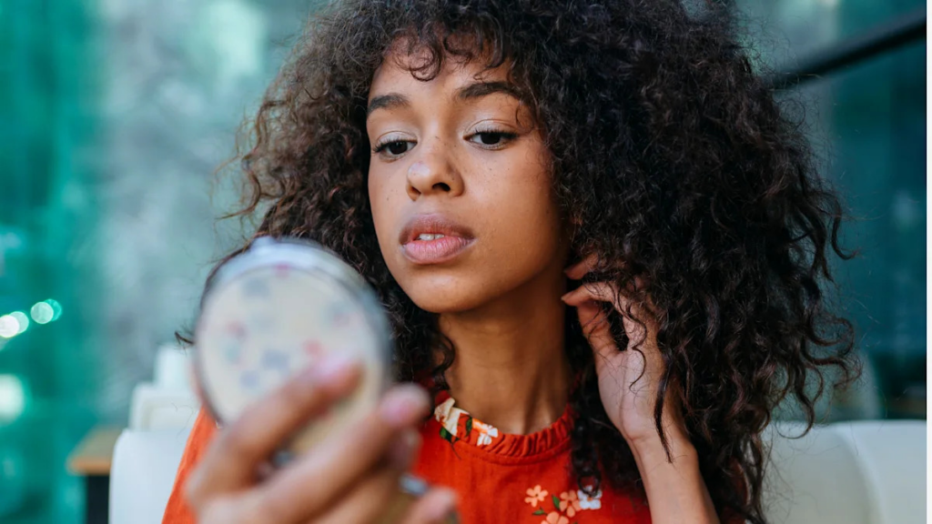 How to keep makeup sweatproof, according to a celebrity makeup artist How to keep makeup sweatproof, according to a celebrity makeup artist