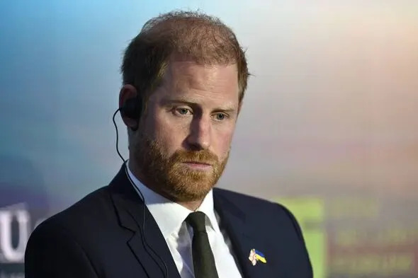 Prince Harry ‘skips Peter Phillips’ wedding’ over 18-year royal family rift The Express