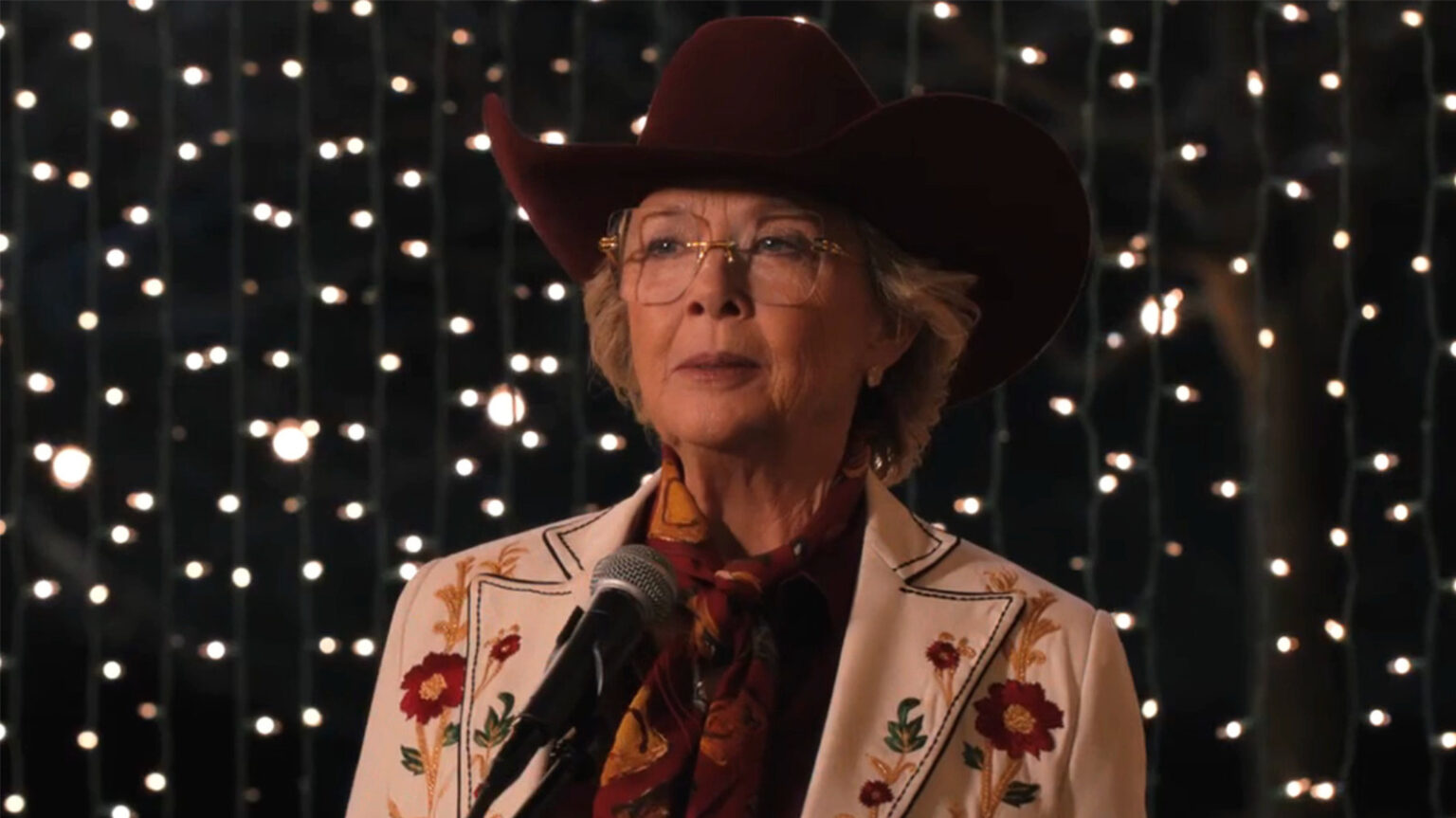 Dutton Ranch Season 1 Episode 7 Recap: Beulah’s Heart Attack Explained Dutton Ranch Season 1 Episode 7 Recap: Beulah's Heart Attack Explained