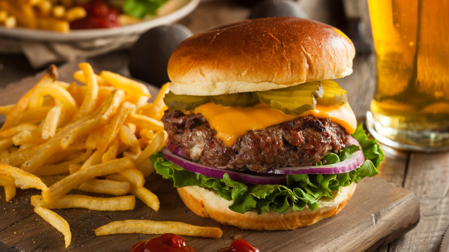 Make The Best Cheeseburger With These 11 Celebrity Chef Tips