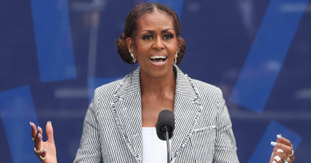 Michelle Obama Publicly Humiliates Trump at Barack’s A-List Party | Michelle Obama landed a subtle jab at Donald Trump over one of his biggest insecurities while speaking at the star-studded ceremony honoring former President Barack Obama. Michelle Obama Publicly Humiliates Trump at Barack’s A-List Party | Michelle Obama landed a subtle jab at Donald Trump over one of his biggest insecurities while speaking at the star-studded ceremony honoring former President Barack Obama.
