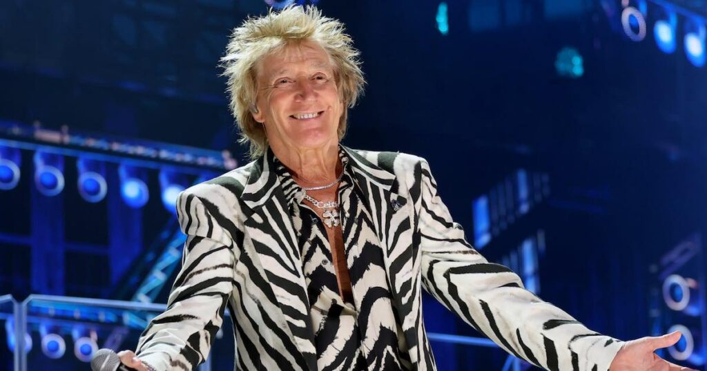 Rod Stewart, 81, Suffers Frightening Onstage Health Scare | The “Forever Young” singer had to stop the show to take breaths from an oxygen tank.