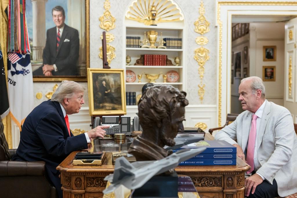 Kelsey Grammer Meets With Donald Trump In Oval Office During D.C. Visit For ‘Young Washington’ Screening